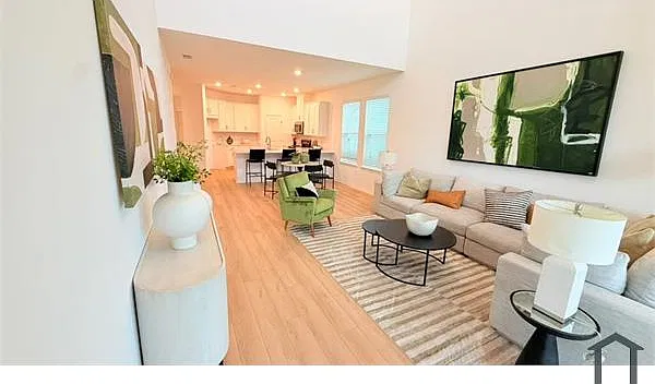 5794 Portico Pl
