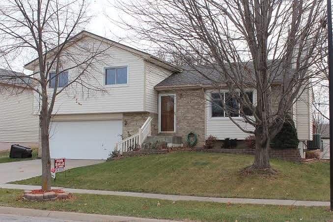 1st image of 611 W Chadderton Dr