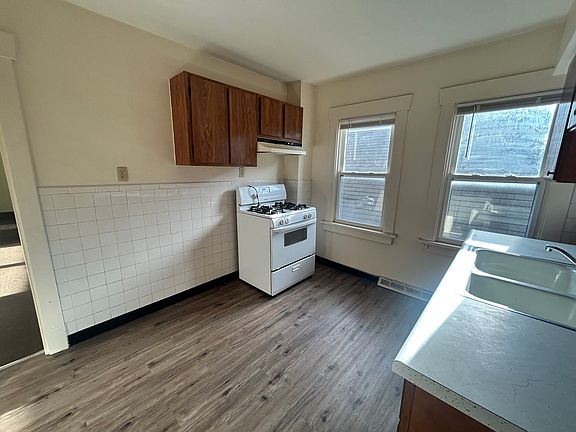 4th image of 2702 Brandes St APT 2