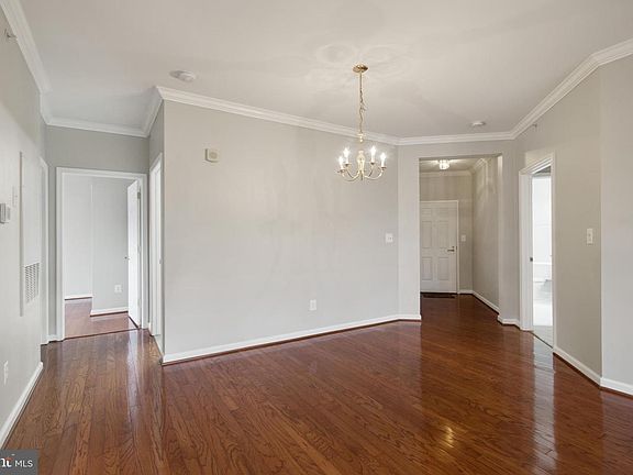 4th image of 310 High Gables Dr APT 401