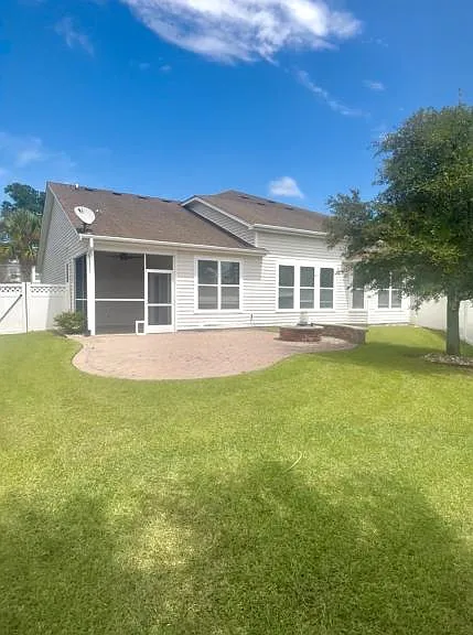 425 Tiburon Dr — Photo 28