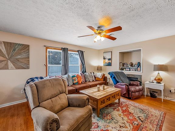 5th image of 1052 Braxton Blvd