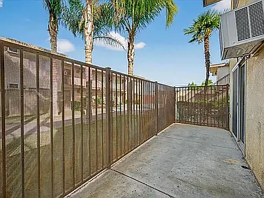 1348 E San Bruno Ave #101 — Photo 15