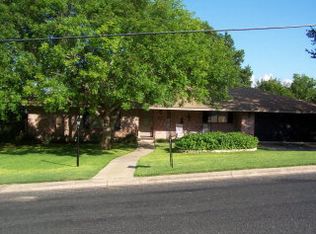 207 Skyview Dr W, Kerrville, TX 78028