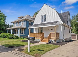 310 S Liberty St, Elgin, IL 60120