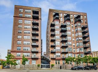 500 S Clinton St APT 215, Chicago, IL 60607