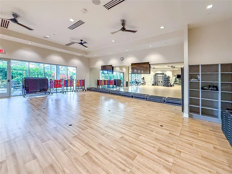 3263 Alba Cir — Photo 63