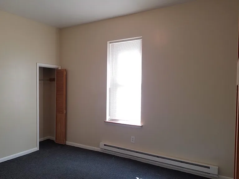 1323 W Butler St #1 — Photo 6