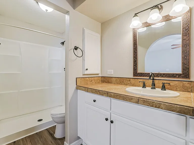 2243 E Forge Ave — Photo 12