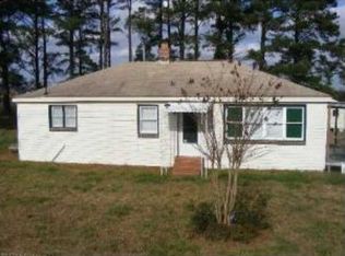 124 Indian Creek Rd, Chesapeake, VA 23322