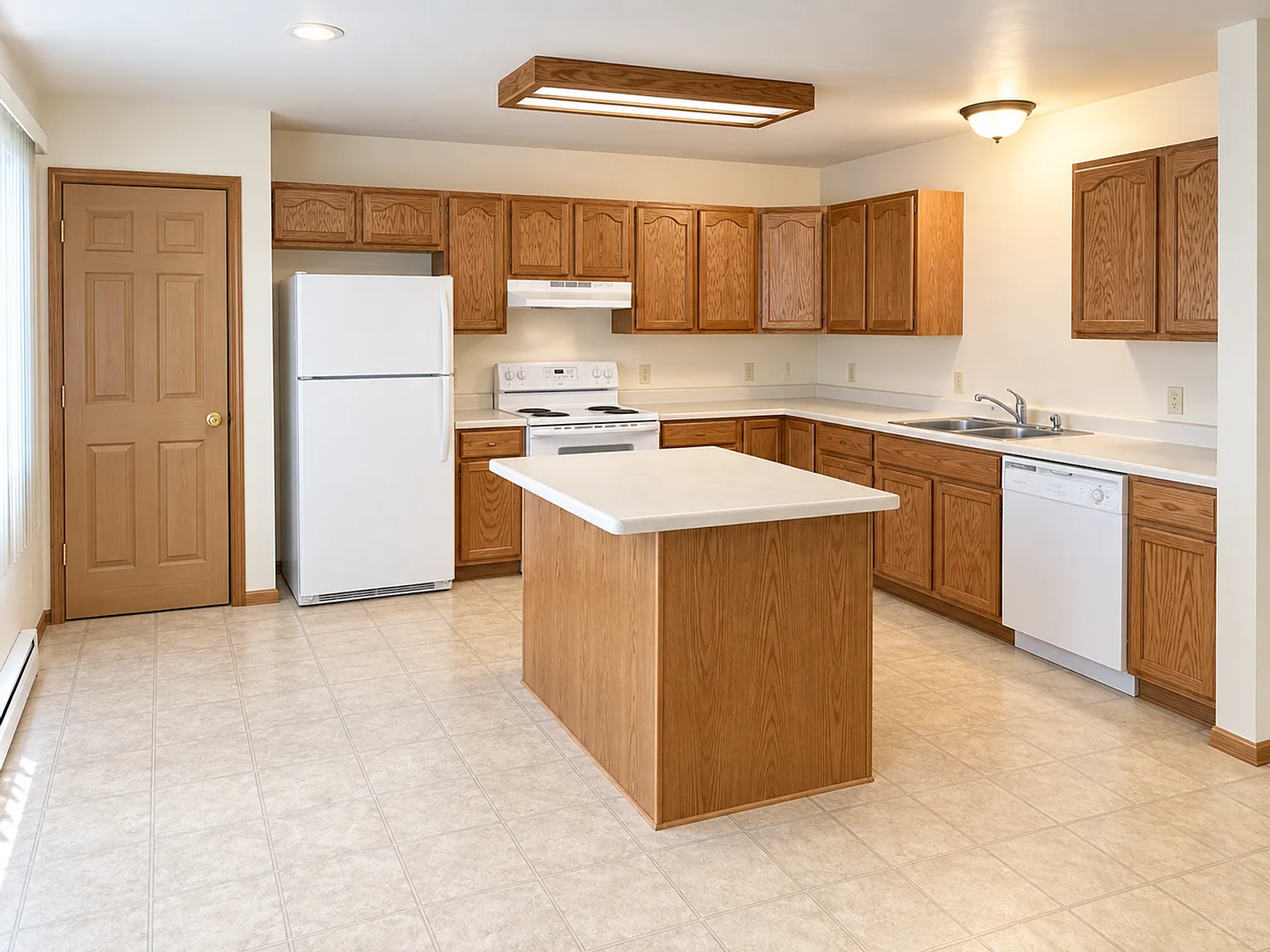 4580 Arrowhead Dr — Photo 2