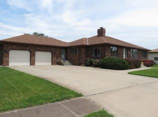 1124 3rd St, Columbus, NE 68601