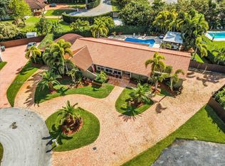 11600 SW 98th Ct, Miami, FL 33176