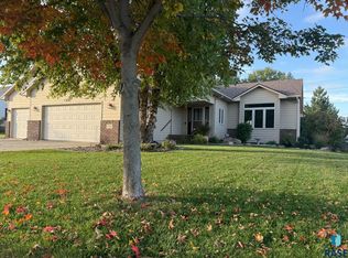 7712 W Justice St, Sioux Falls, SD 57106