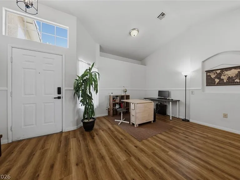 4251 Valley Royal Dr — Photo 11