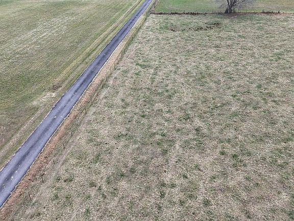 2nd image of 216 W Bernard Rd