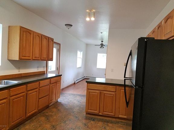 3rd image of 8939 E Lexington St