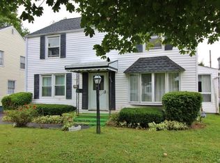 34 Garden Rd, Buffalo, NY 14225