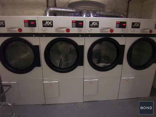 Rented by Bond New York | media 7