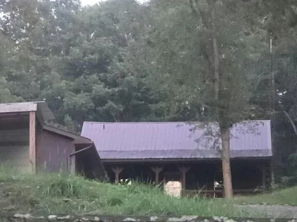 466 Hardscrapple Rd, Wellston, OH 45692
