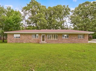 1315 E Church St, Aurora, MO 65605