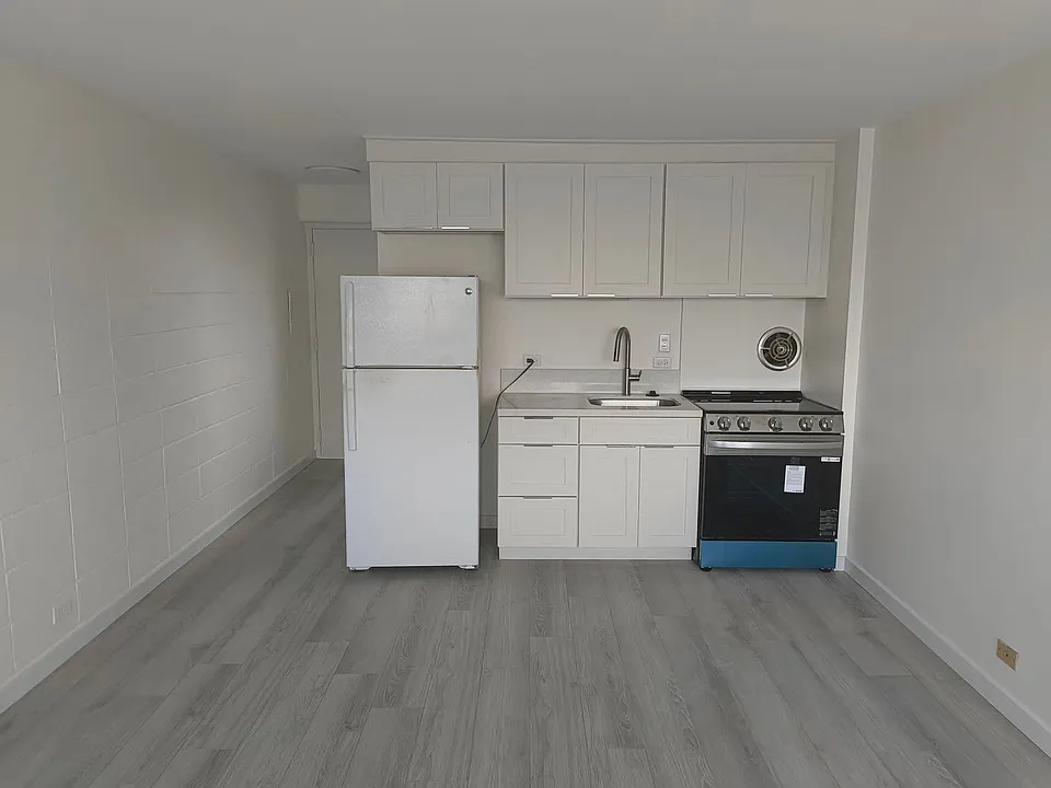 711 Kamuela Ave