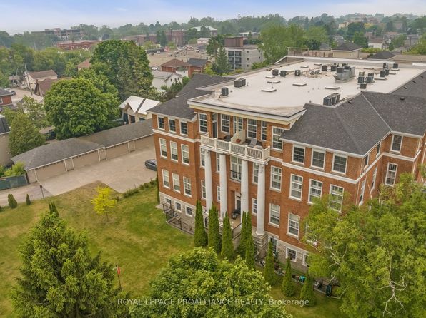 323 George St #403, Cobourg, ON K9A 3L9