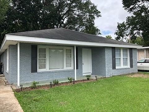 1st image of 2706 1st Ave