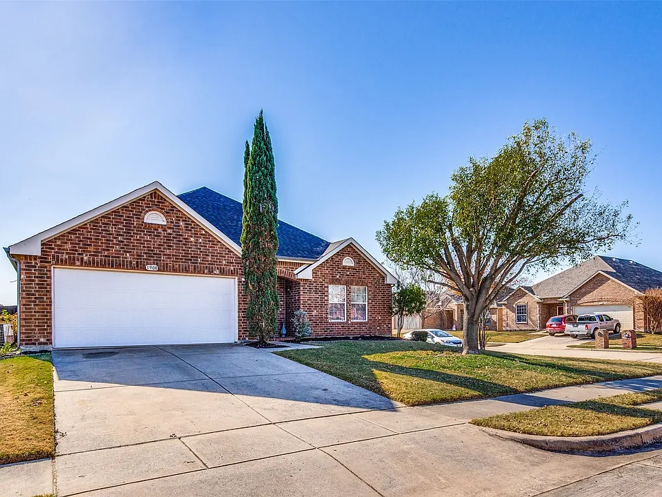 1900 Juniper Dr