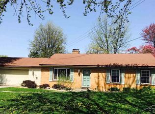 5570 Shattuck Rd, Saginaw, MI 48603