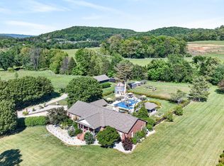 2235 Hidden Cove Rd, Cookeville, TN 38506
