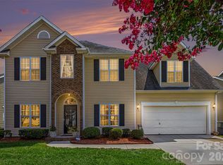 1826 Conifer Cres, Charlotte, NC 28213