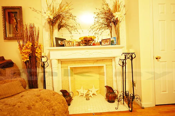 Rented by Link NY Realty | media 12