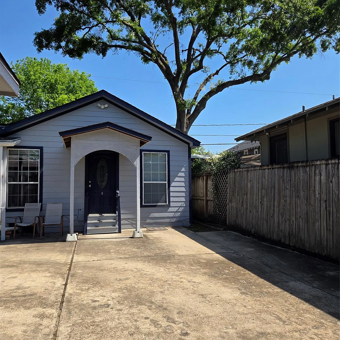 1 bed, 1.0 bath, 608 sqft, $1,050 — Photo 2