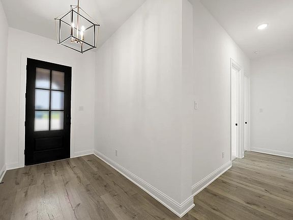 Brynlee II F foyer