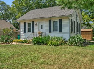 3525 N Dwight Rd, Morris, IL 60450