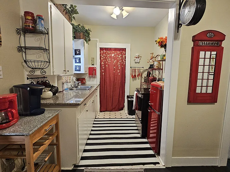 903 McIntosh St #903 — Photo 21