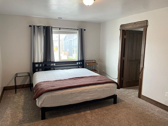 3rd image of 1403 Westwood Cir #A