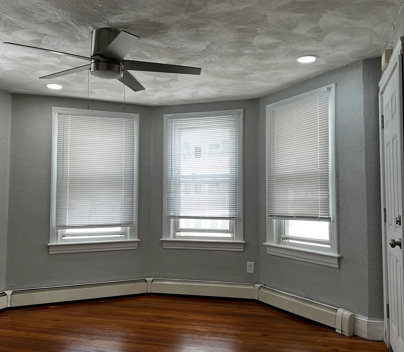 2 bed, $1,750 — Photo 2