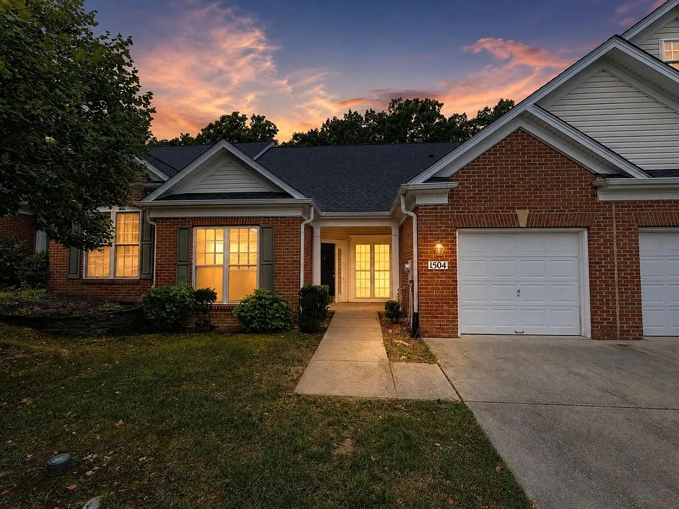 1504 Sapphire Ct