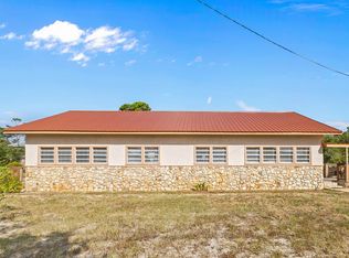 965 W Gulf Beach Dr, Eastpoint, FL 32328