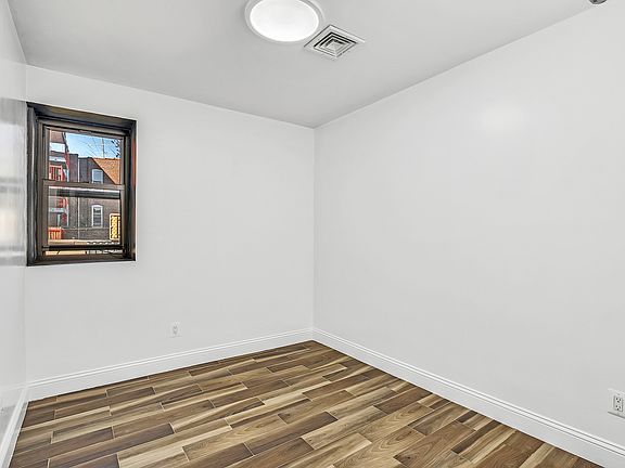 4th image of 69 Troutman St APT 2R