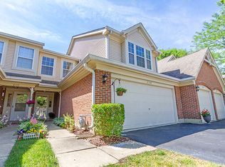 2135 Camden Ln, Hanover Park, IL 60133