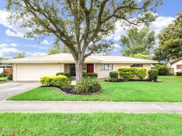 213 Lynn Dr, Lafayette, LA 70508