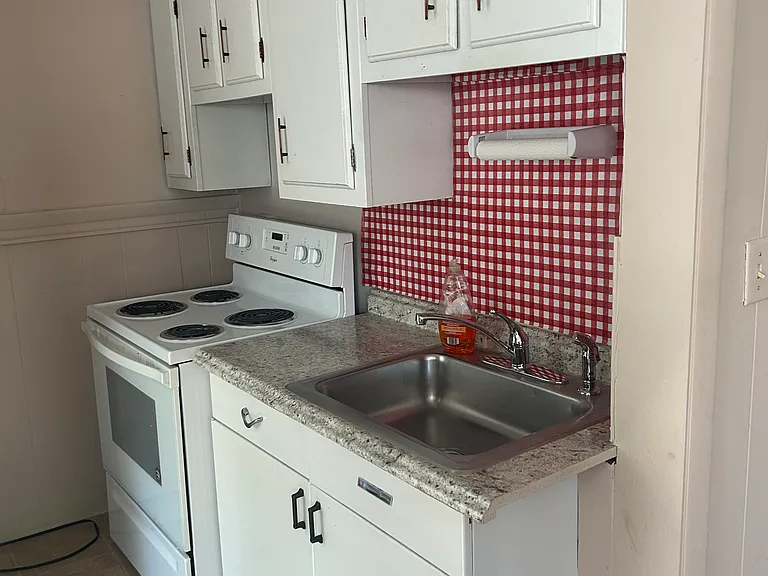 202 West St #3 — Photo 9