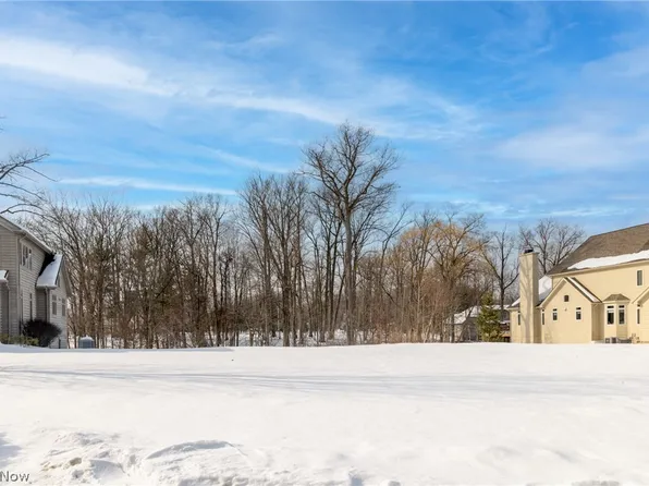 1906 Woodbrook Ln, Beachwood, OH 44122