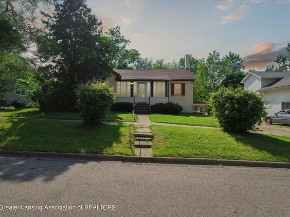 104 S Prospect St, Saint Johns, MI 48879