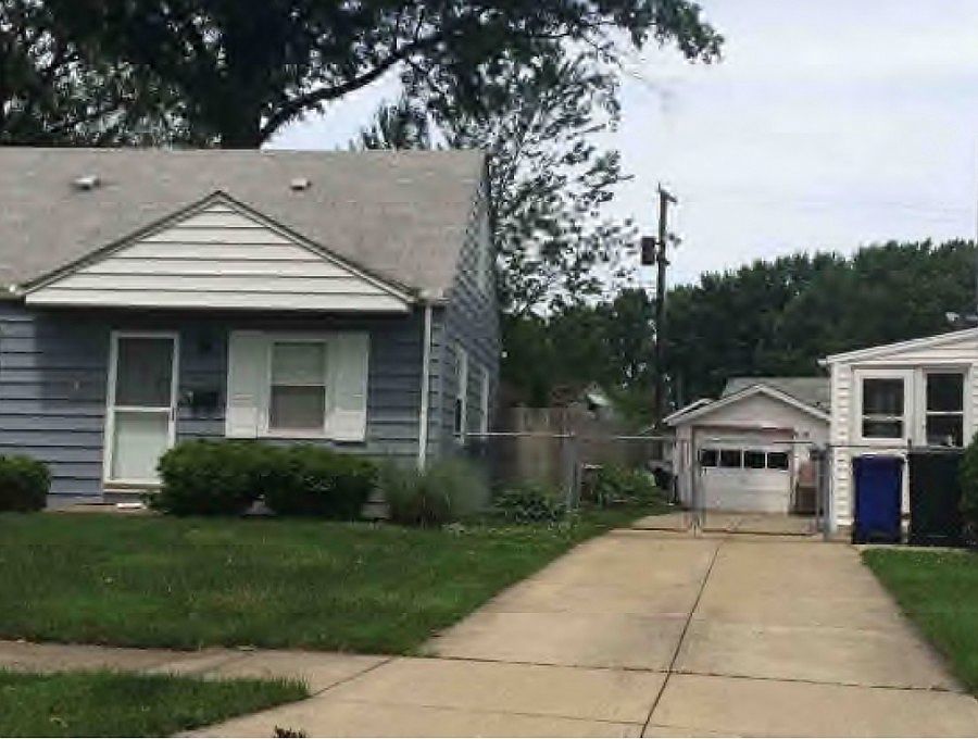 2nd image of 14470 Cleminshaw Rd