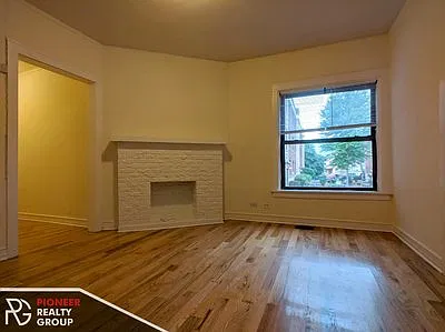 2 bed, 850 sqft, $2,495 — Photo 2