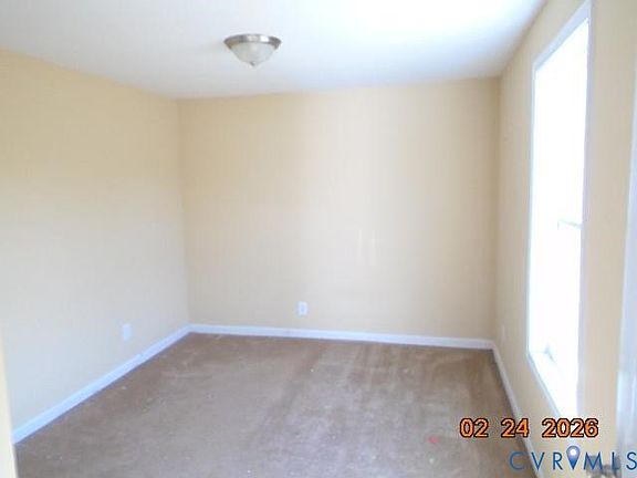 3rd image of 3034 Bradley Farm Rd